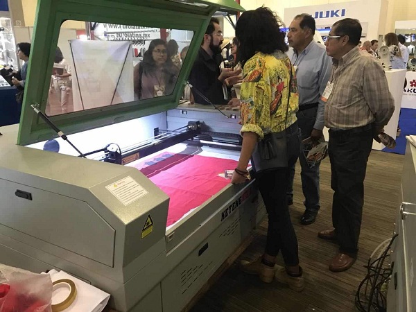 Laser engraving cutting machine